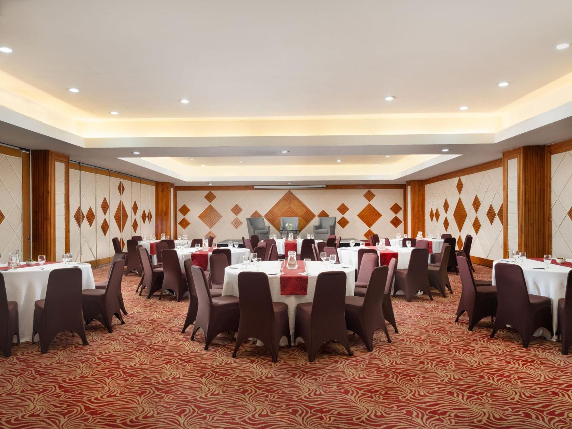 Hotel Santika Premiere Gubeng Surabaja Zewnętrze zdjęcie