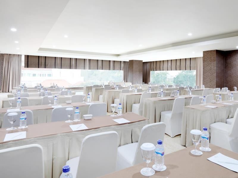 Hotel Santika Premiere Gubeng Surabaja Zewnętrze zdjęcie